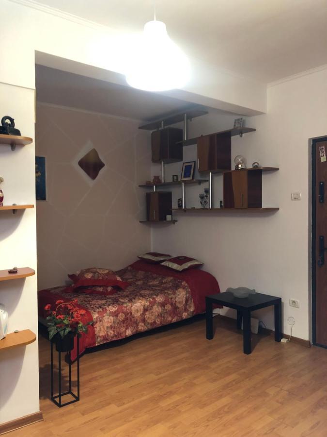 Charming quiet studio Coltea Old Town Bucarest Exterior foto