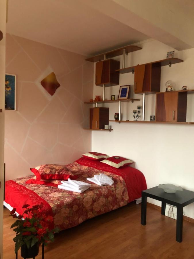 Charming quiet studio Coltea Old Town Bucarest Exterior foto