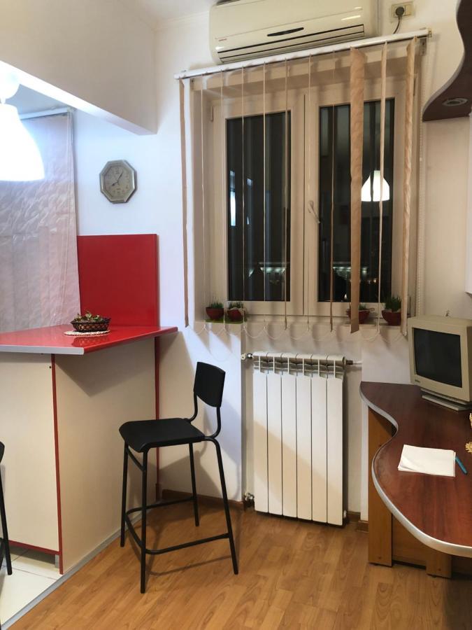 Charming quiet studio Coltea Old Town Bucarest Exterior foto