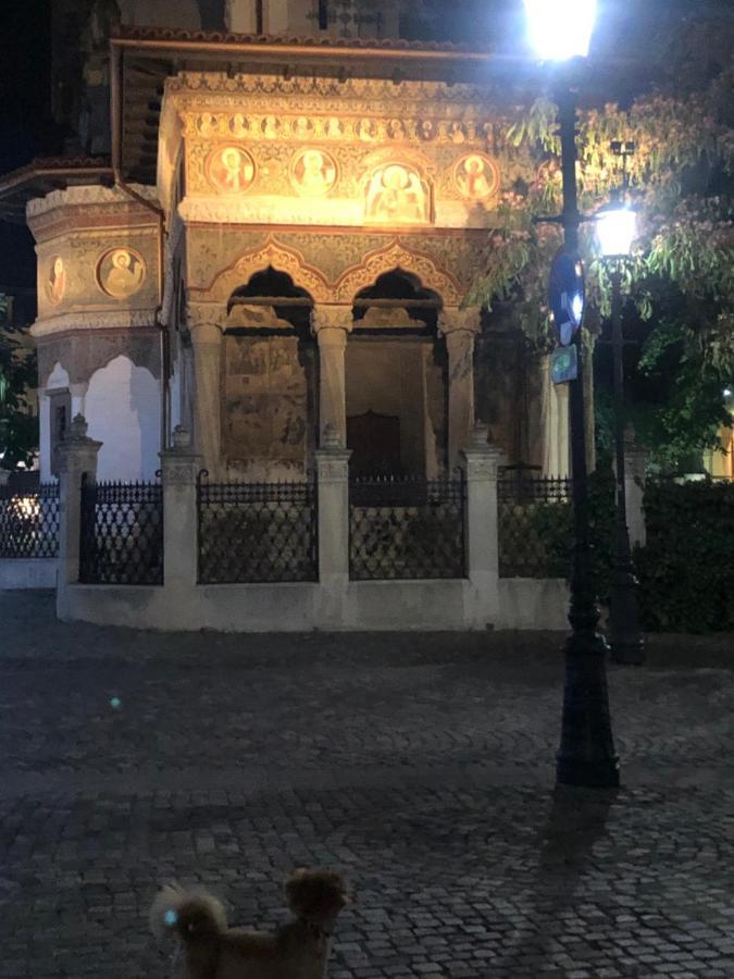 Charming quiet studio Coltea Old Town Bucarest Exterior foto
