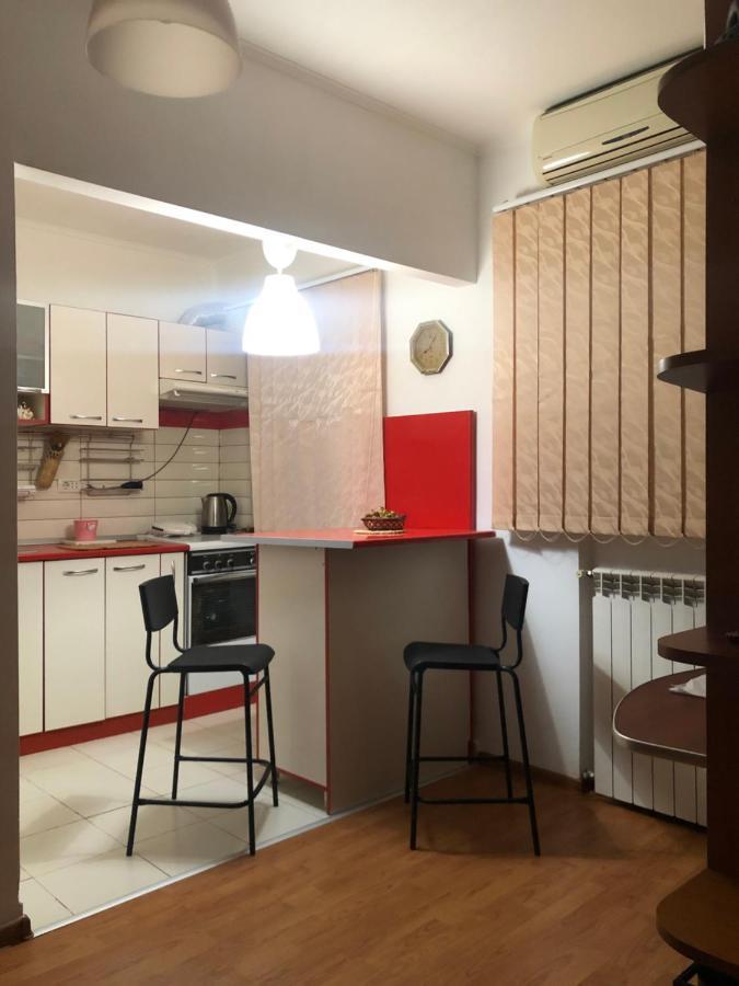 Charming quiet studio Coltea Old Town Bucarest Exterior foto